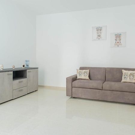 Raganzino Apartment Pozzallo - New Building Buitenkant foto
